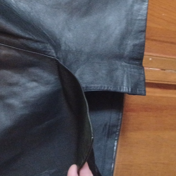 Jones New York Petite black genuine leather lined skirt Size 12 - Picture 5 of 9